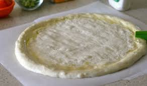 خمیر پیتزا لبنانی